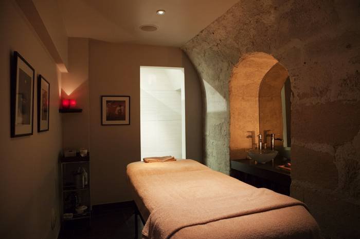  Profile Photos of Residence and Spa Le Prince Regent 28, rue Monsieur le Prince - Photo 11 of 12