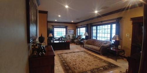  Profile Photos of Primary Residential Mortgage, Inc. 612 N Mulberry Road - Photo 4 of 4
