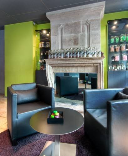  New Album of Hotel du Cadran 10, rue du Champ de Mars - Photo 2 of 11