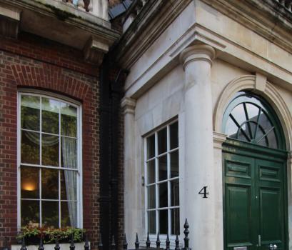  Profile Photos of The Mayfair Clinic 4 Cavendish Square - Photo 3 of 4