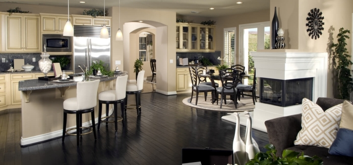  Profile Photos of McGraw Realtors 4105 S Rockford Ave - Photo 5 of 8