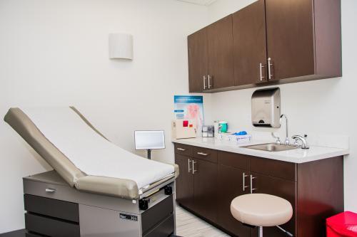  New Album of Lifeline Urgent Care Katy 1463 South Mason Rd. - Photo 3 of 4