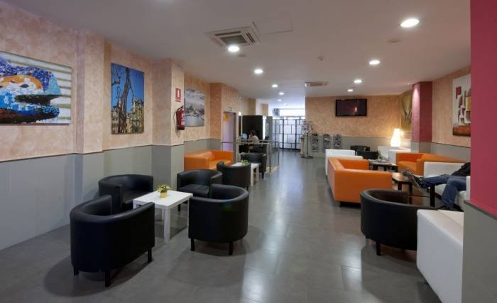  Profile Photos of Hostal Barcelona Carrer Roser 40 - Photo 19 of 31