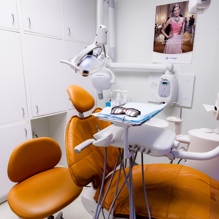  New Album of Dentalhouse Scotia Plaza 40 King St W #1103 - Photo 1 of 2
