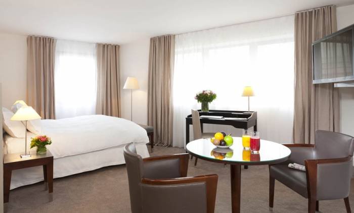  Profile Photos of La Maison Champs Elysees 8, rue Jean Goujon - Photo 9 of 14