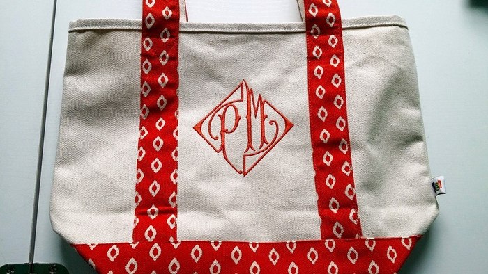  Monogrammed Tote BagsÂ  of Stitchin Chicks Embroidery 5930 Bent Trail - Photo 1 of 5