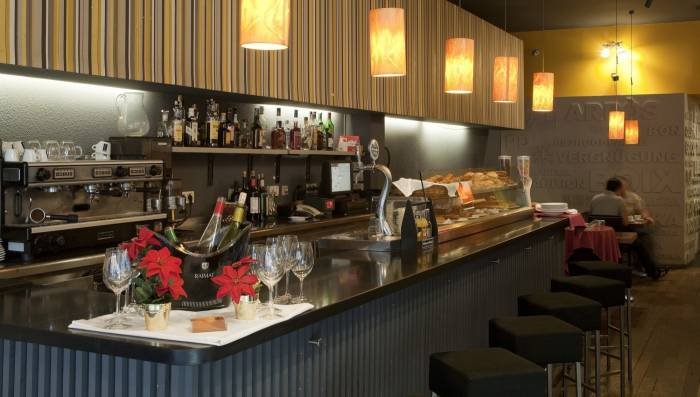  Profile Photos of Hotel Urquinaona Ronda de Santa Pere, 24 - Photo 3 of 7