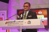 Chetan Mehta expressing his views after receiving ICICI Lombard CNBC TV 18 'India's Best Multi Specialty Hospital - Metro Award<br />
 Prabodh Mehta Lilavati Hospital A - 791, Bandra Reclamation, Bandra (W) 