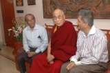 Prabodh Kirtilal Mehta and Rashmi Kirtilal Mehta with His holiness Dalai Lama<br />
 Prabodh Mehta Lilavati Hospital A - 791, Bandra Reclamation, Bandra (W) 