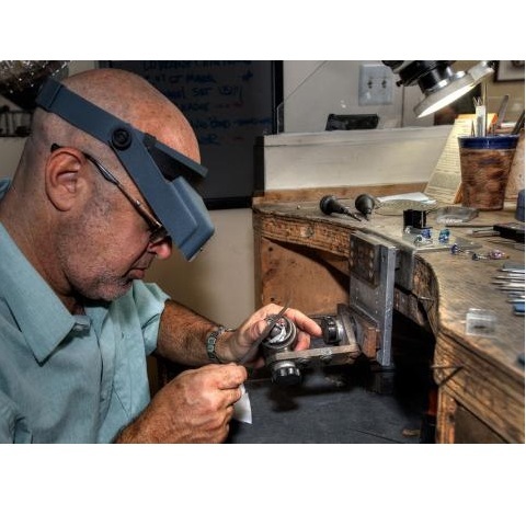  Profile Photos of Oceanside Jewelers 222 North Coast Highway - Photo 2 of 4