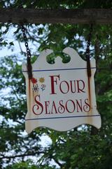  Four Seasons Lodge 31 Whiskiers Lane 