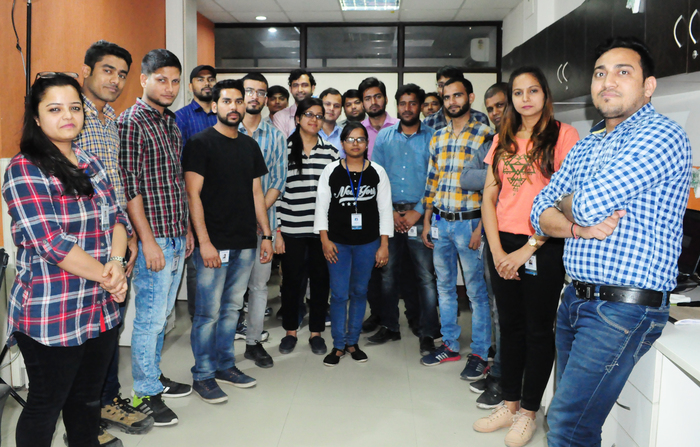  Stand-up Meeting of FineSoft Technologies Plot No. 21, 3rd Floor, Kaushambi, Above HDFC bank - Photo 1 of 8