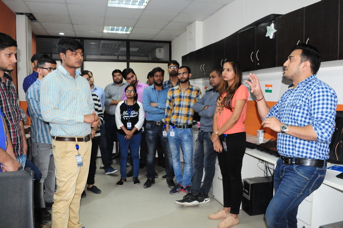  Stand-up Meeting of FineSoft Technologies Plot No. 21, 3rd Floor, Kaushambi, Above HDFC bank - Photo 4 of 8