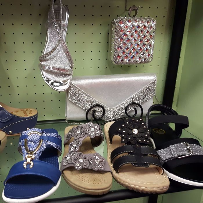  New Album of Sherry's Ladies Fashion And Accessories 567 Talbot St - Photo 4 of 4