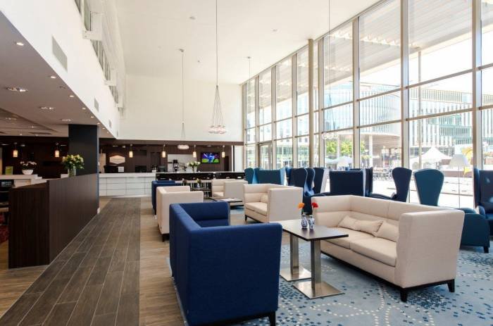  Profile Photos of Hampton by Hilton Amsterdam / Arena Boulevard Hoekenrode 1 - Photo 10 of 17