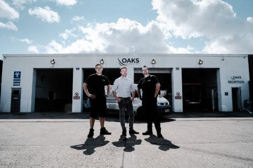  New Album of Oaks Vehicle Service Centre 9-10, Canterbury Industrial Park, Island Rd - Photo 1 of 3