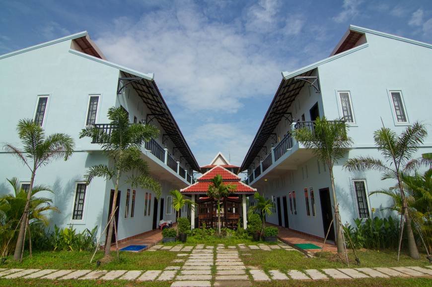  Pricelists of Var Sunny Angkor Suite Hotel Chong Kovsou Village, Slokram Commune - Photo 1 of 1