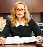  Profile Photos of Student Visa Lawyer Serving - Photo 5 of 11