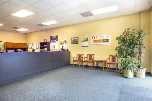  New Album of Peachstate Insurance 1917 Pryor Rd., Ste. 2C - Photo 3 of 3