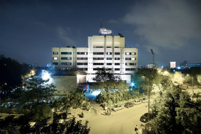  Profile Photos of The Deck Pool Hotel Connaught 37, Shaheed Bhagat Singh Marg, Next to Shivaji Stadium, New Delhi-110001 (India) - Photo 3 of 4