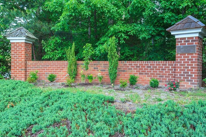  Profile Photos of The Negaard Group - RE/MAX Commonwealth 1231 Alverser Drive - Photo 4 of 11