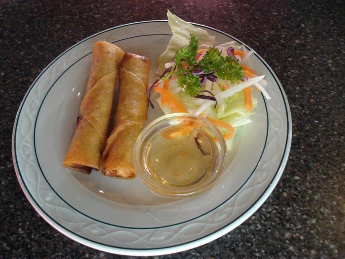  service of Restaurant Bambou D'or 605, Rue Principale - Photo 1 of 5