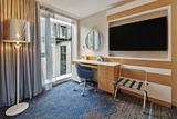  DoubleTree by Hilton Hotel London - Tower of London 7 Pepys Street 