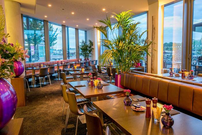  Profile Photos of DoubleTree by Hilton Amsterdam Centraal Station Oosterdoksstraat 4 - Photo 3 of 9