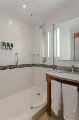  Hampton by Hilton Amsterdam Airport Schiphol Neptunusstraat 1 
