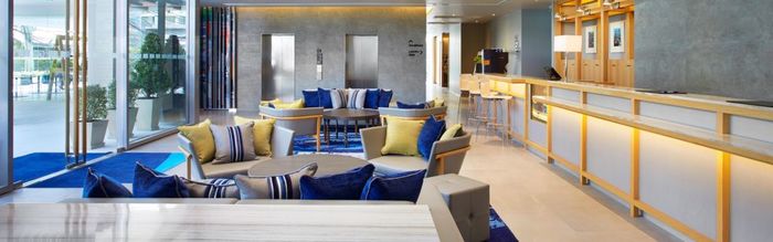  Profile Photos of Holiday Inn Express Bangkok Sathorn 51 Soi Pipat, Silom, Bangrak - Photo 5 of 11