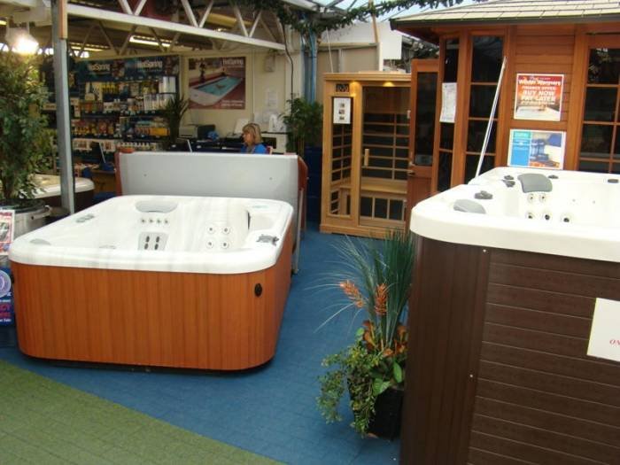 kent hot tubs Profile Photos of Hot Tub Barn Bybrook Barn, Cemetery Lane, Kennington - Photo 4 of 11