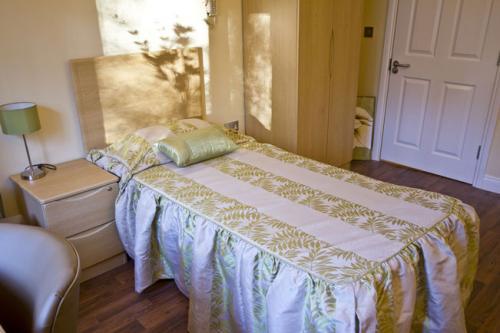  Profile Photos of Oaklands Rest Home Veals Lane, Marchwood - Photo 3 of 4