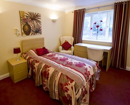  Profile Photos of Oaklands Rest Home Veals Lane, Marchwood - Photo 4 of 4