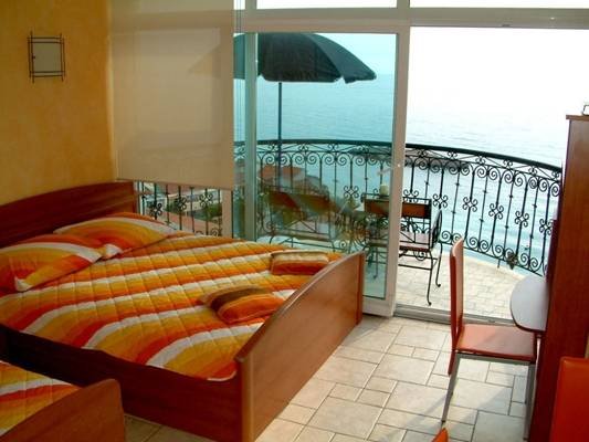  Profile Photos of Apartments at Apart-hotel Edelweiss Sveti Stefan - Photo 6 of 18