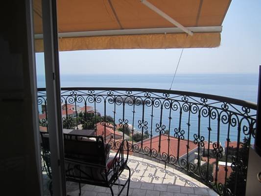  Profile Photos of Apartments at Apart-hotel Edelweiss Sveti Stefan - Photo 4 of 18