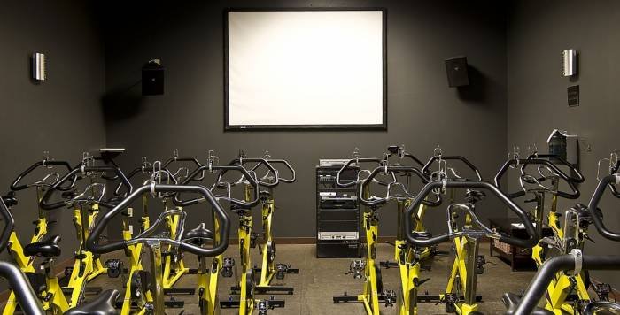  Profile Photos of Mountainside Fitness 1253 N Greenfield Rd - Photo 3 of 10