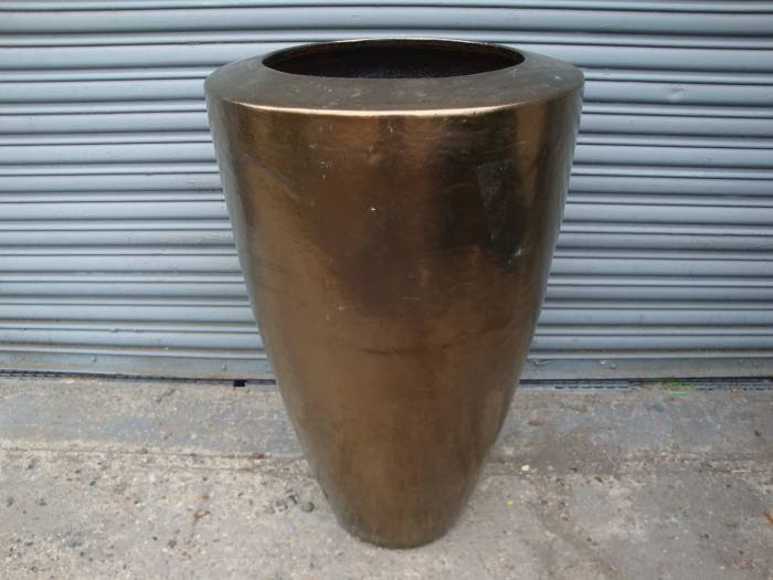 Our Dark Clay Large Vase planter in a gold finish Profile Photos of The Red Mud Hut Ltd 92 Columbia Road - Photo 5 of 5