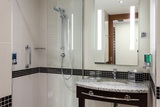 Bathroom in Hampton by Hilton Warsaw Airport Hampton by Hilton Warsaw Airport Komitetu Obrony RobotnikÃ³w 39F 