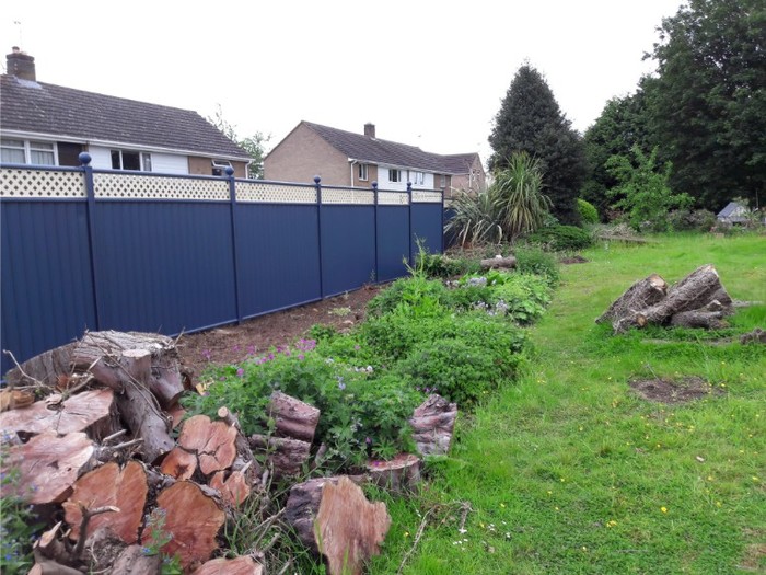 Blue ColourFence ColourFence Examples of ColourFence Garden Fencing - Harborough 10 Station St, - Photo 1 of 7