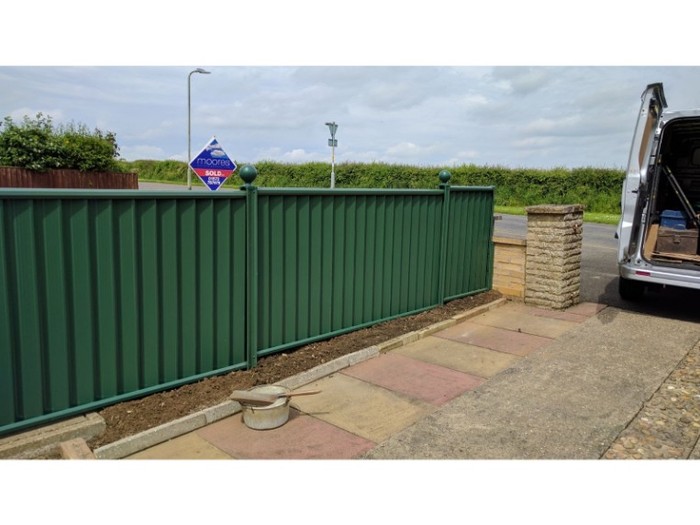 Green ColourFence ColourFence Examples of ColourFence Garden Fencing - Harborough 10 Station St, - Photo 6 of 7