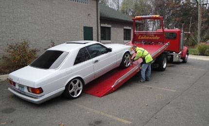  Profile Photos of Lakeside Towing Service 4355 Plant Drive - Photo 3 of 8