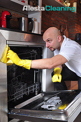  Alesta Cleaning 9 starboard way 