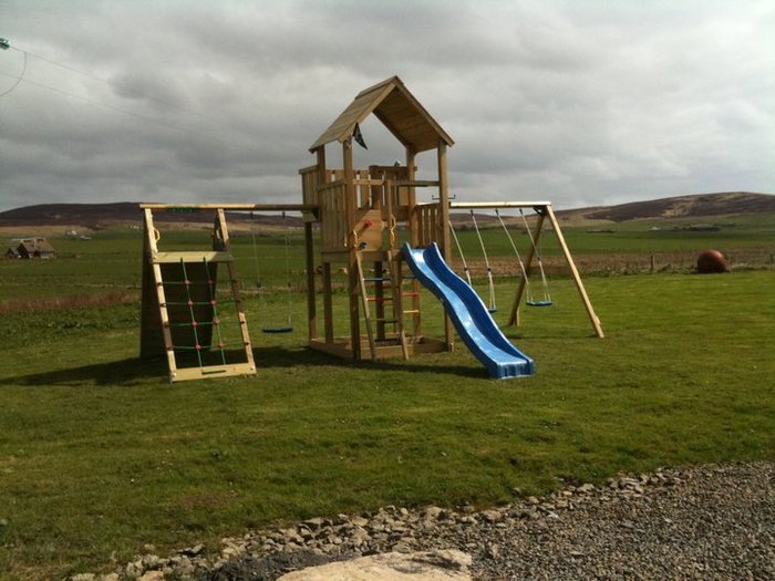 Children's play area at Buxa Croft House sleeping 8 in 2 doubles and 2 bunk bed of Buxa Farm Chalets & Croft House A964 - Photo 16 of 18