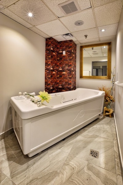  Best Spa Hotels in Ontario of Majestic Angel Spa 970 Dixon Road - Photo 12 of 17