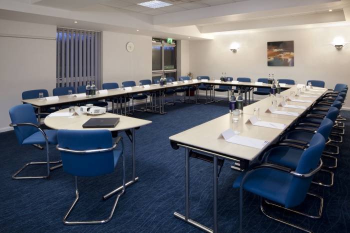 Professional and well-equipped meeting and conference facilities in Cambridgeshire Profile Photos of Holiday Inn Express Cambridge 15-17 Coldhams Park - Photo 4 of 6 Professional and well-equipped meeting and conference facilities in Cambridgeshire Profile Photos of Holiday Inn Express Cambridge 15-17 Coldhams Park - Photo 4 of 6