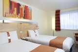 A comfortable, quiet hotel room in Cambridge Holiday Inn Express Cambridge 15-17 Coldhams Park 