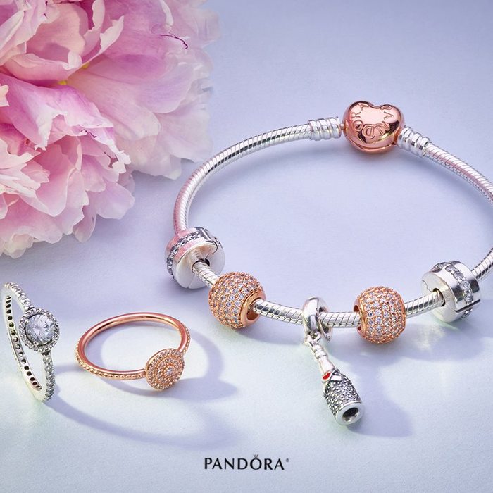  Profile Photos of Pandora Jewellery Pan India Charms & Jewellery Pvt. Ltd.  15th Floor, Mohan Dev,  13 Tolstoy Marg - Photo 2 of 3