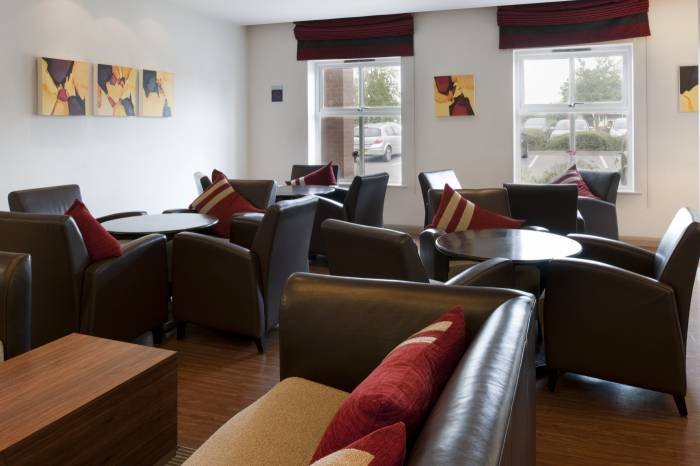  Profile Photos of Holiday Inn Express Derby Pride Park Wheelwright Way - Photo 4 of 9