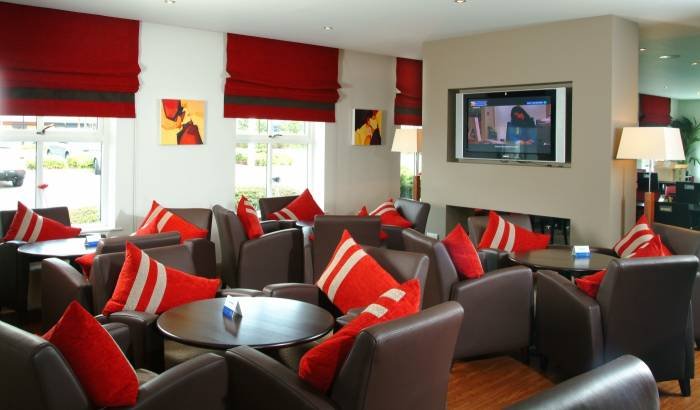  Profile Photos of Holiday Inn Express Derby Pride Park Wheelwright Way - Photo 6 of 9