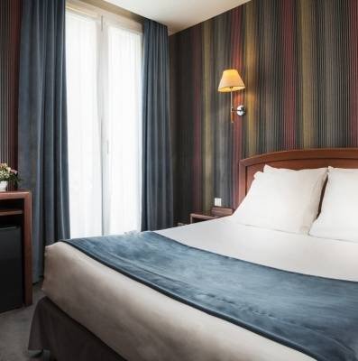  Profile Photos of Hotel Charlemagne 1, rue Charcot - Photo 14 of 16